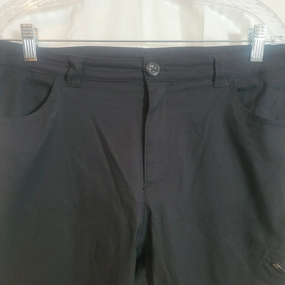 Eddie Bauer Womens Black Lightweight Capri Pants Hiking Outdoor Cargo Size 16